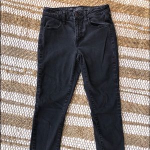 Super Stretch High Rise Jegging